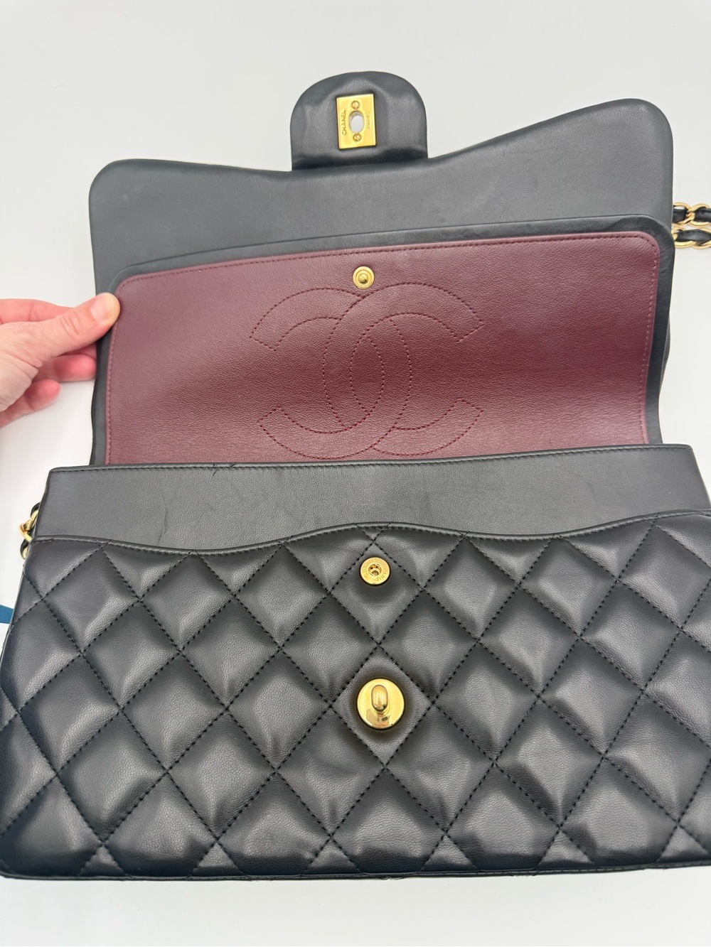 CHANEL Black Classic Double Flap Jumbo in Lambskin - Picture 8 of 14